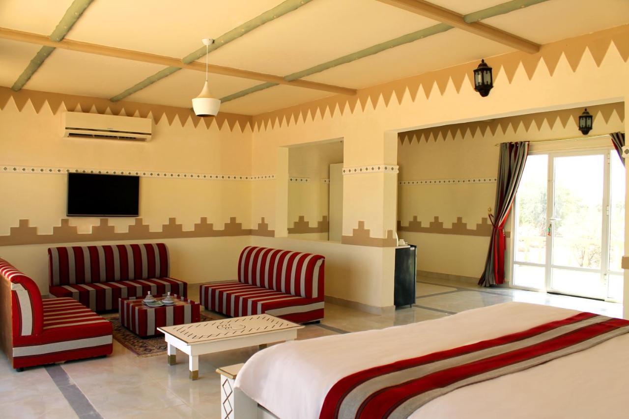 Golden Palm Oasis Hotel Fulayj al Masha'ikh Exterior foto