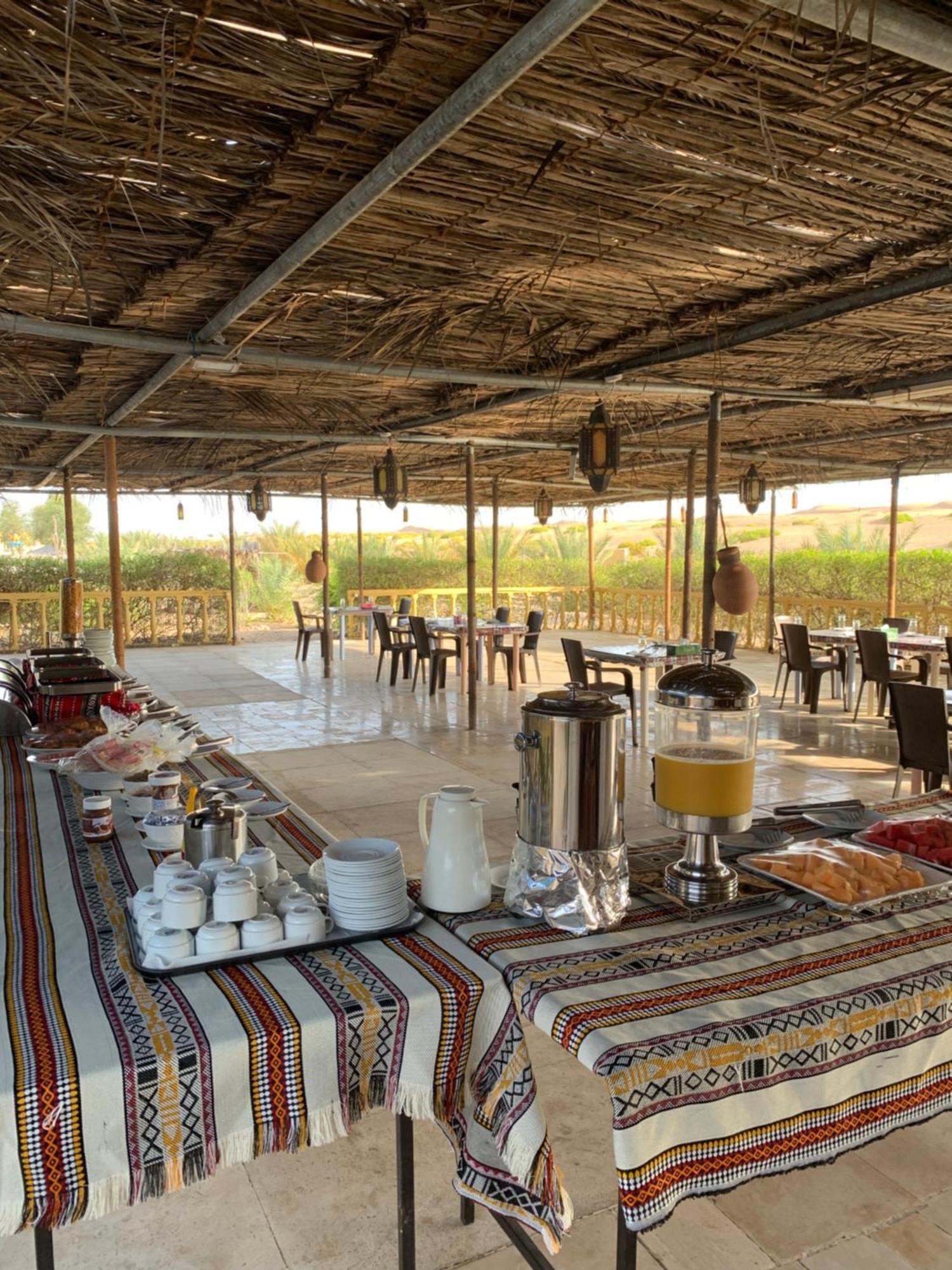 Golden Palm Oasis Hotel Fulayj al Masha'ikh Exterior foto