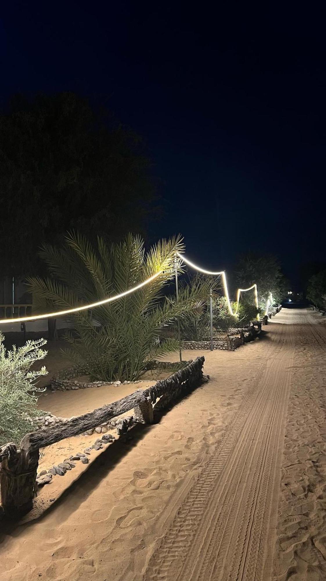 Golden Palm Oasis Hotel Fulayj al Masha'ikh Exterior foto