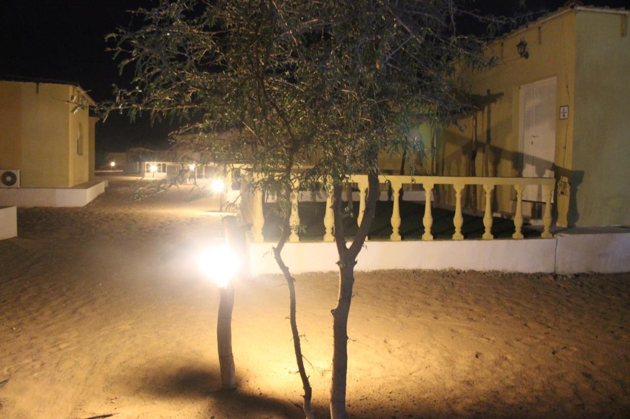 Golden Palm Oasis Hotel Fulayj al Masha'ikh Exterior foto